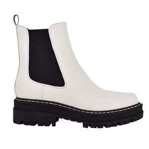 Marc Fisher White Privi Lugsole Moto Chelsea Ankle Boots Booties 9.5 NEW